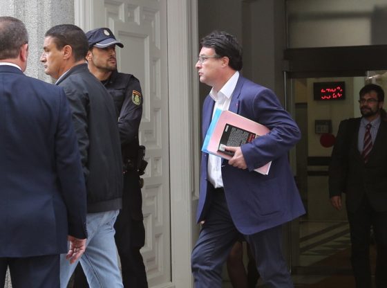 Nuet fue expulsado por los comunes del grupo parlamentario por ir a las generales con ERC